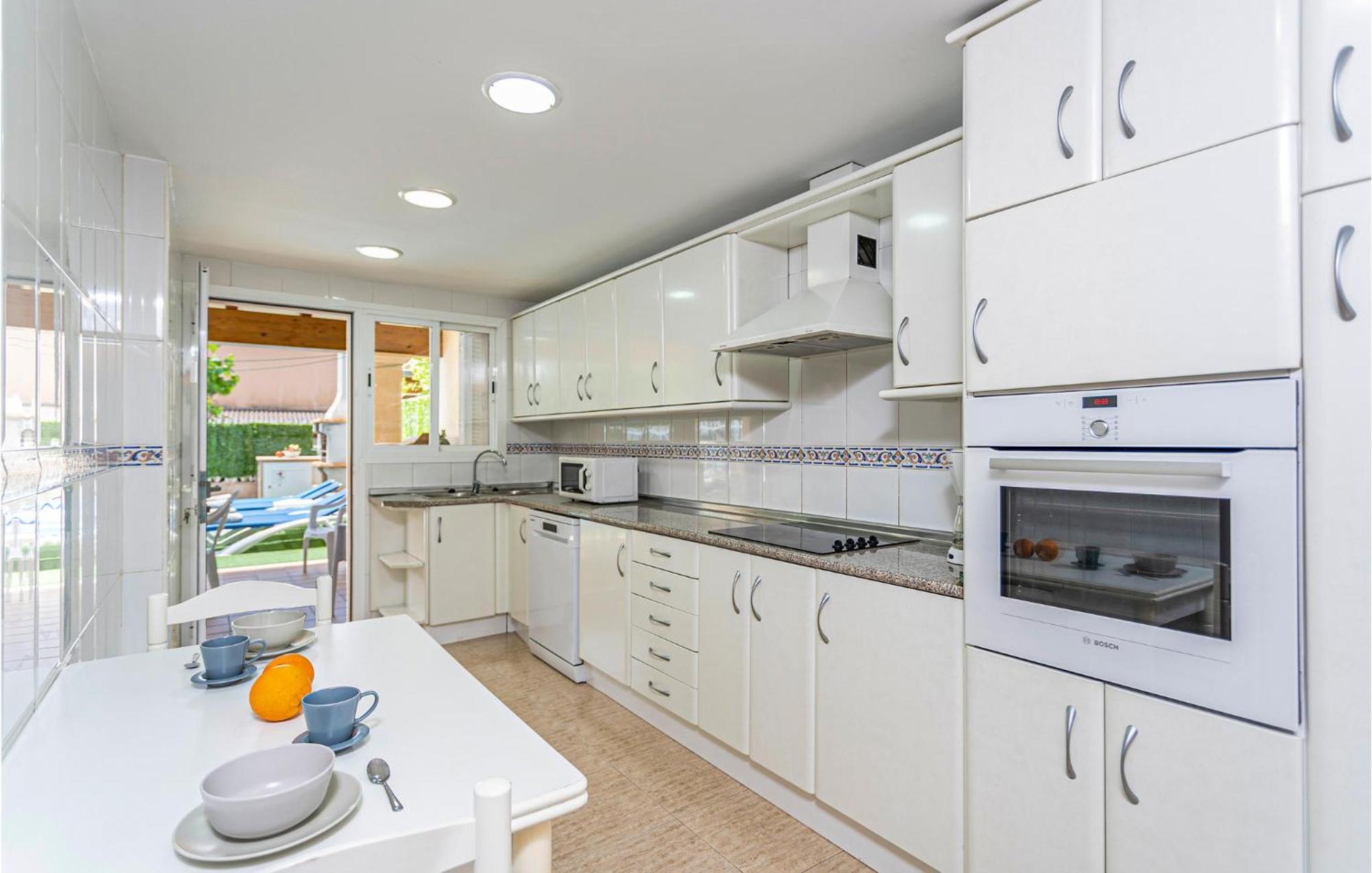 4 Bedroom Beautiful Home In Alcudia Port d'Alcúdia Exteriér fotografie